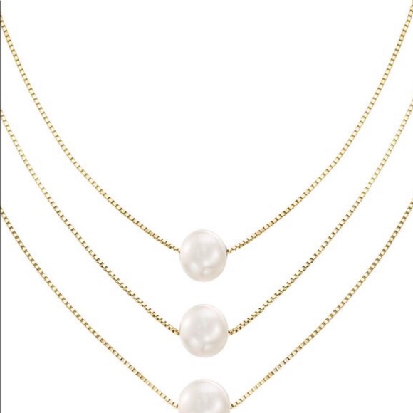 Pearl Necklace - Picture 1 of 2